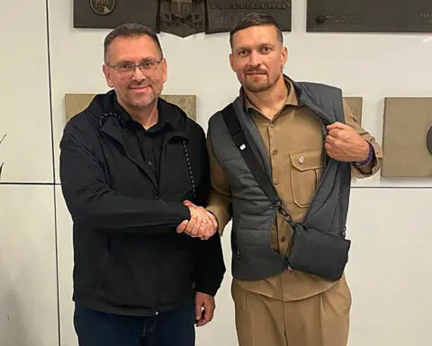 Ukrainian boxing champion Oleksandr Usyk released after ‘misunderstanding’ which led to detention in Poland