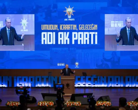 Erdogan says Turkey will deepen ties with East while still facing West