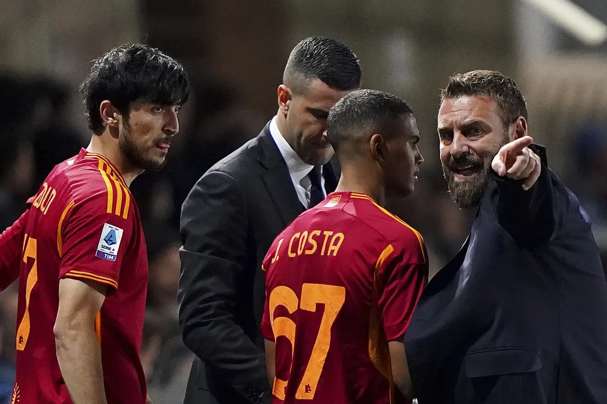 Soccer Roma De Rossi Fired