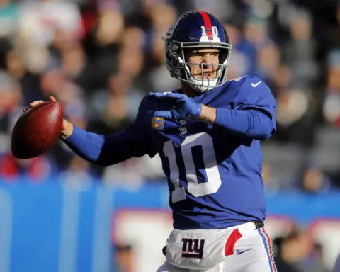 Eli Manning leads group of 1st time nominees for Pro Football Hall of Fame