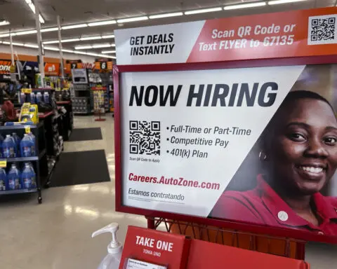 Weekly applications for US jobless benefits fall to the lowest level in 4 months