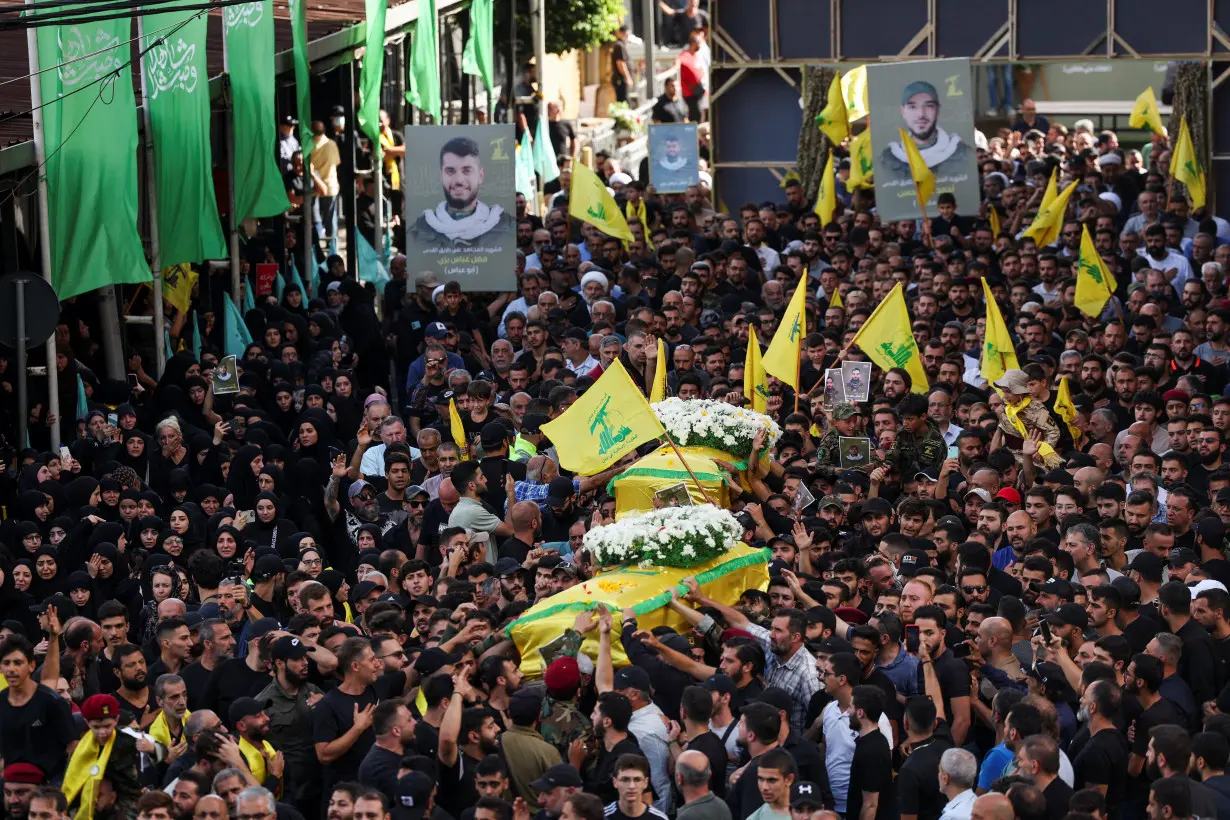 Funeral of Hezbollah members, in Ghobeiry