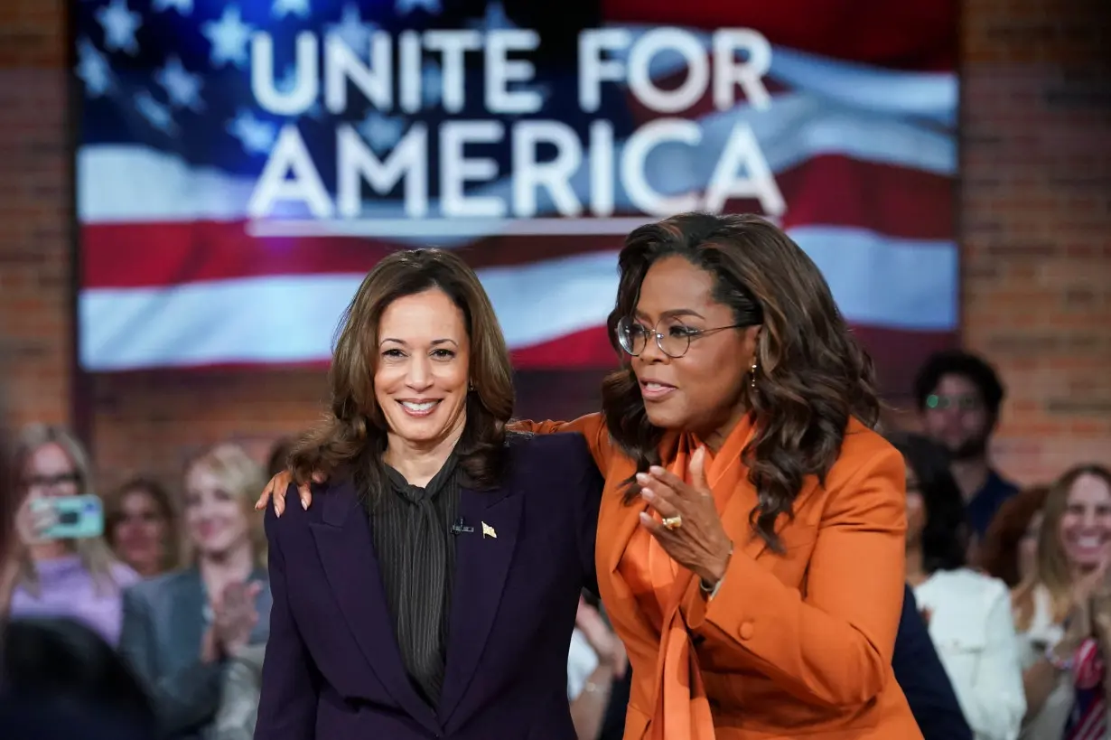 Harris campaigns in Michigan