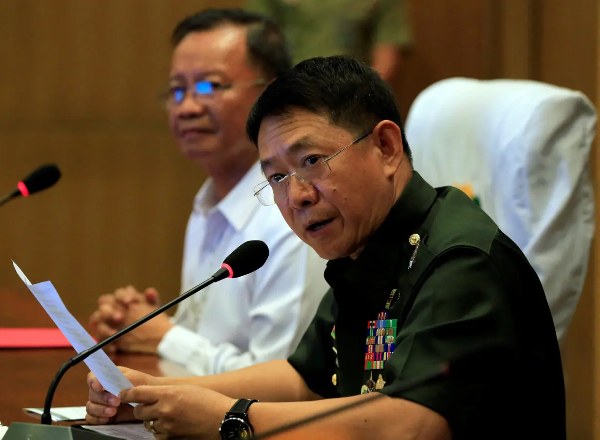 FILE PHOTO: AFP Chief of Staff Gen. Eduardo Ano with PDEA Director General Isidro Lapena, answer questions after signing the memorandum of agreement in Manila