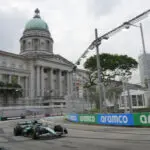 Lizard on track halts Formula 1 practice in Singapore