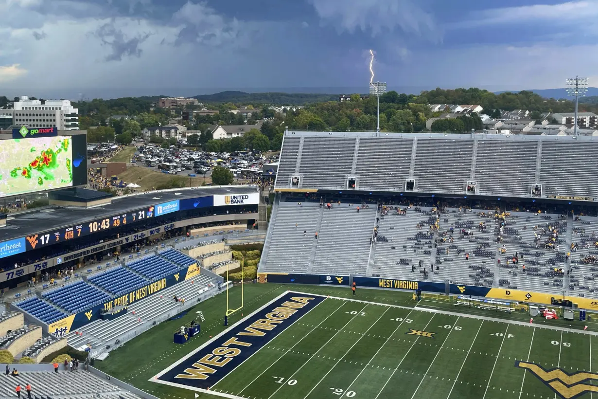 APTOPIX Kansas-West Virginia Football