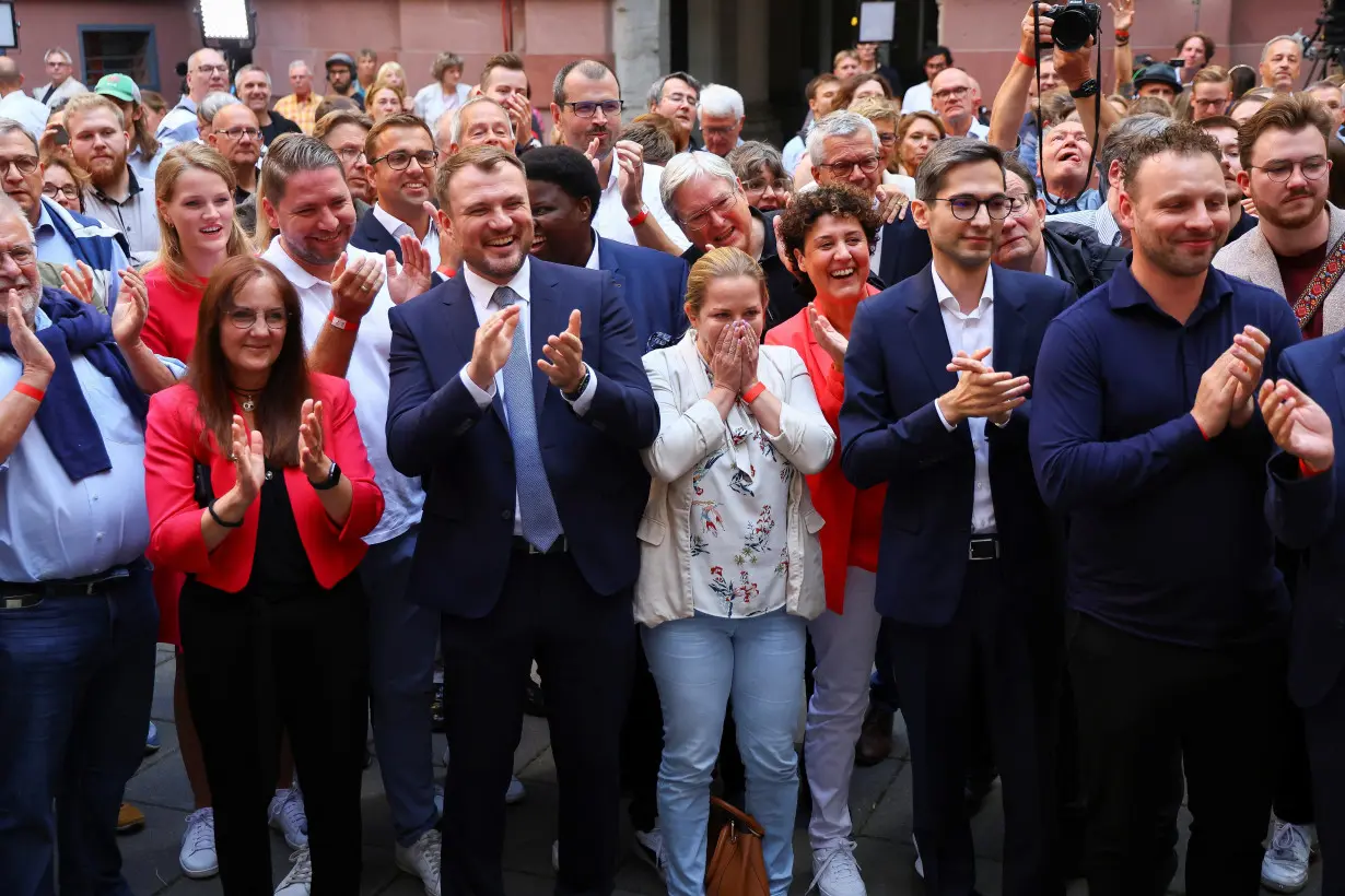 First exit polls of the Brandenburg state election in Potsdam