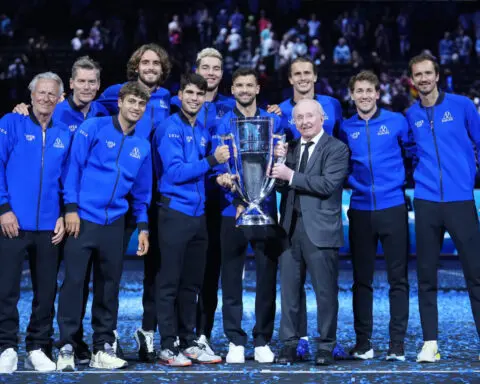 Alcaraz clinches Laver Cup for Team Europe in 13-11 victory over Team World