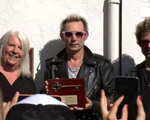 Green Day receives key to the city in Bay Area hometown of Pinole