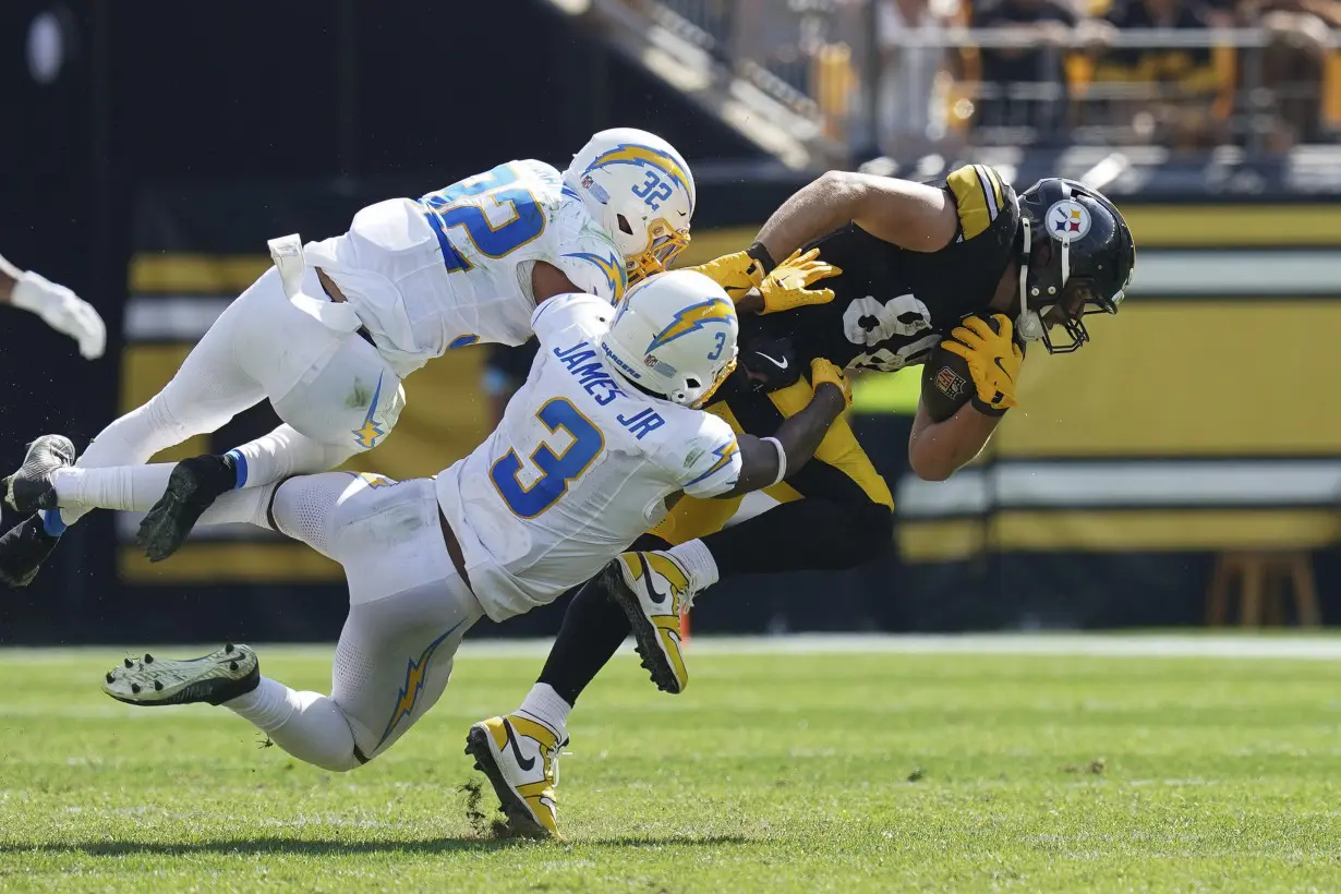 Chargers Steelers Football