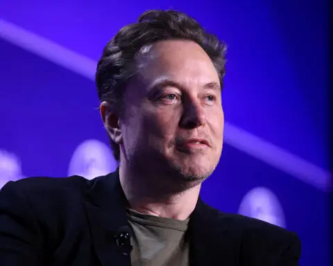 Musk says his companies are looking to invest in Argentina