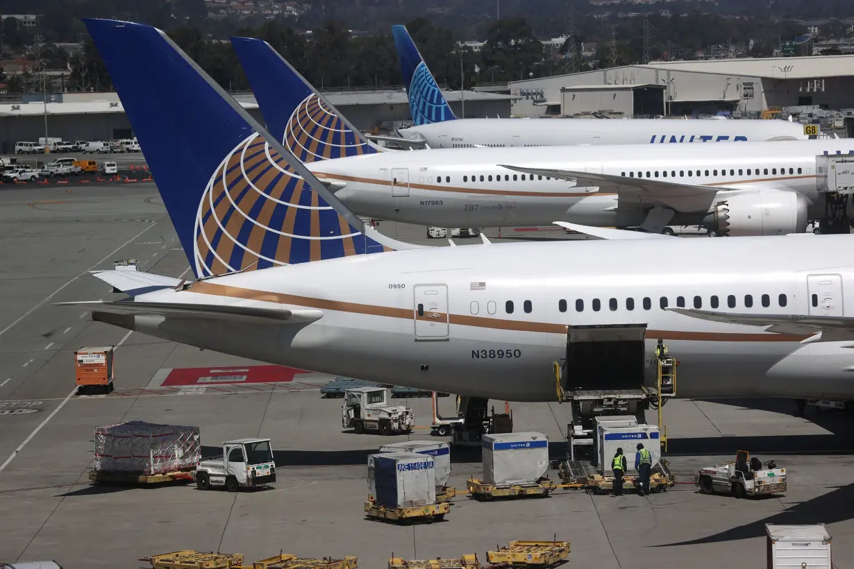 Two passengers taken to the hospital with injuries on United flight after pilots respond to collision warning