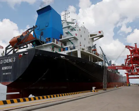 Indonesia formally requests to join Trans-Pacific trade pact