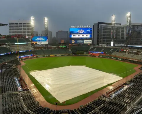 Inclement weather causes playoff implicated games between Atlanta Braves and New York Mets to be postponed