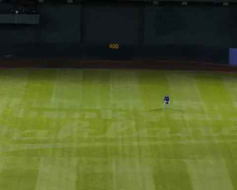 Langford and García homer as the Rangers beat the A's 5-1 in final scheduled night game at Coliseum