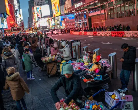 US second-quarter economic growth unrevised; GDI revised sharply higher