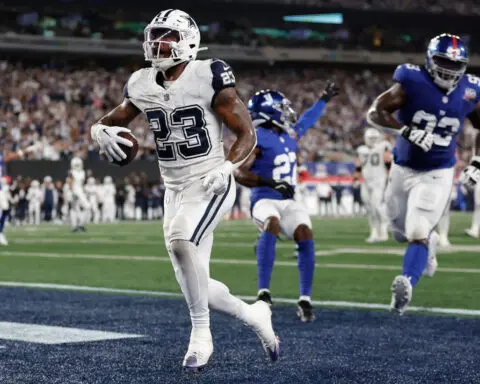 Cowboys get much-needed win as Dallas edges past the New York Giants, 20-15