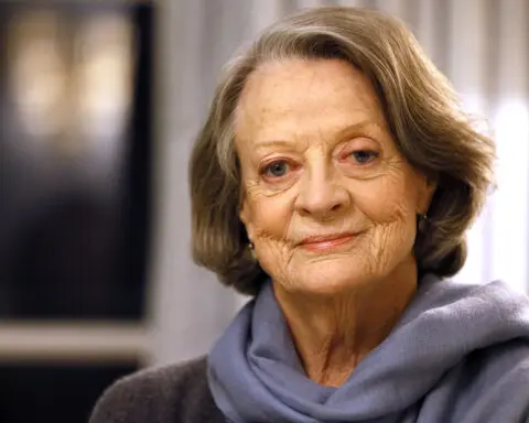 Maggie Smith mourned by 'Downton Abbey' colleagues, Helen Mirren, Daniel Radcliffe and others