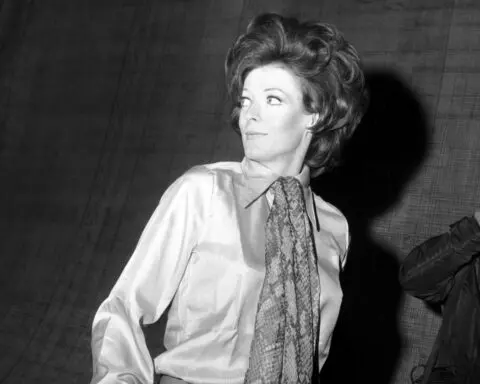 Maggie Smith, scene-stealing actor famed for Harry Potter and 'Downton Abbey,' dies at 89