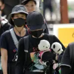 Japanese fans bid farewell to beloved panda pair before their return to China