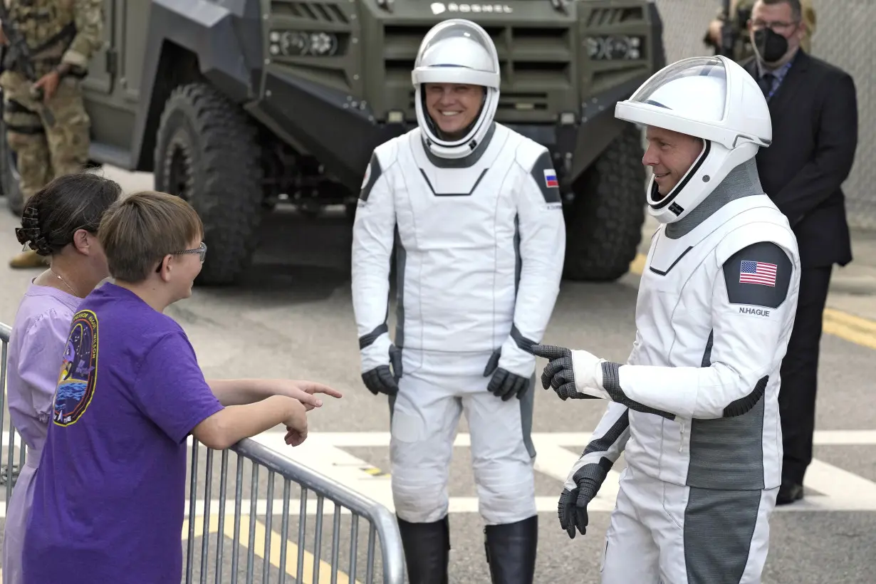 SpaceX Stuck Astronauts