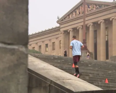 Man completes 1,000 laps on art museum steps to honor his brother injured in car accident