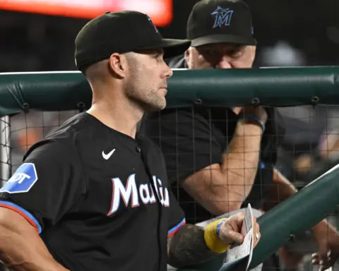 Marlins part ways with 2023 NL Manager of the Year Skip Schumaker