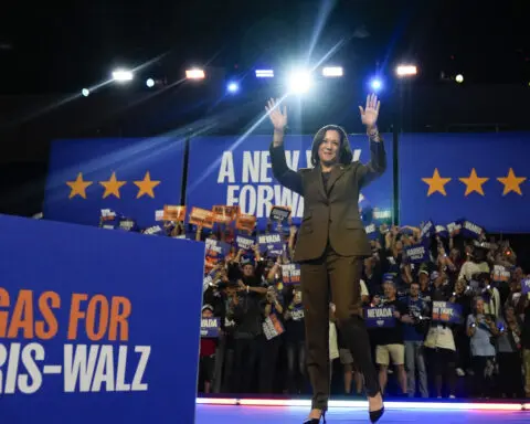 Harris trolls Trump at Vegas rally and LA fundraiser, says her crowds are 'pretty big'