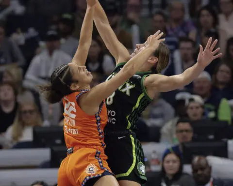 Marina Mabrey's six 3s lift Sun to 73-70 win over Lynx in Game 1 of WNBA playoffs semifinal