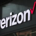 Many Verizon customers across the US hit by service outage