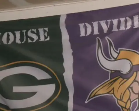 Border Battle Vikings-Packers games take new meaning for divided households