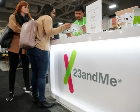 23andMe CEO Wojcicki no longer open to third-party takeover proposals, filing shows