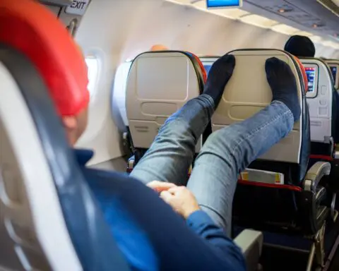 Some travelers are ditching in-flight entertainment for nothing