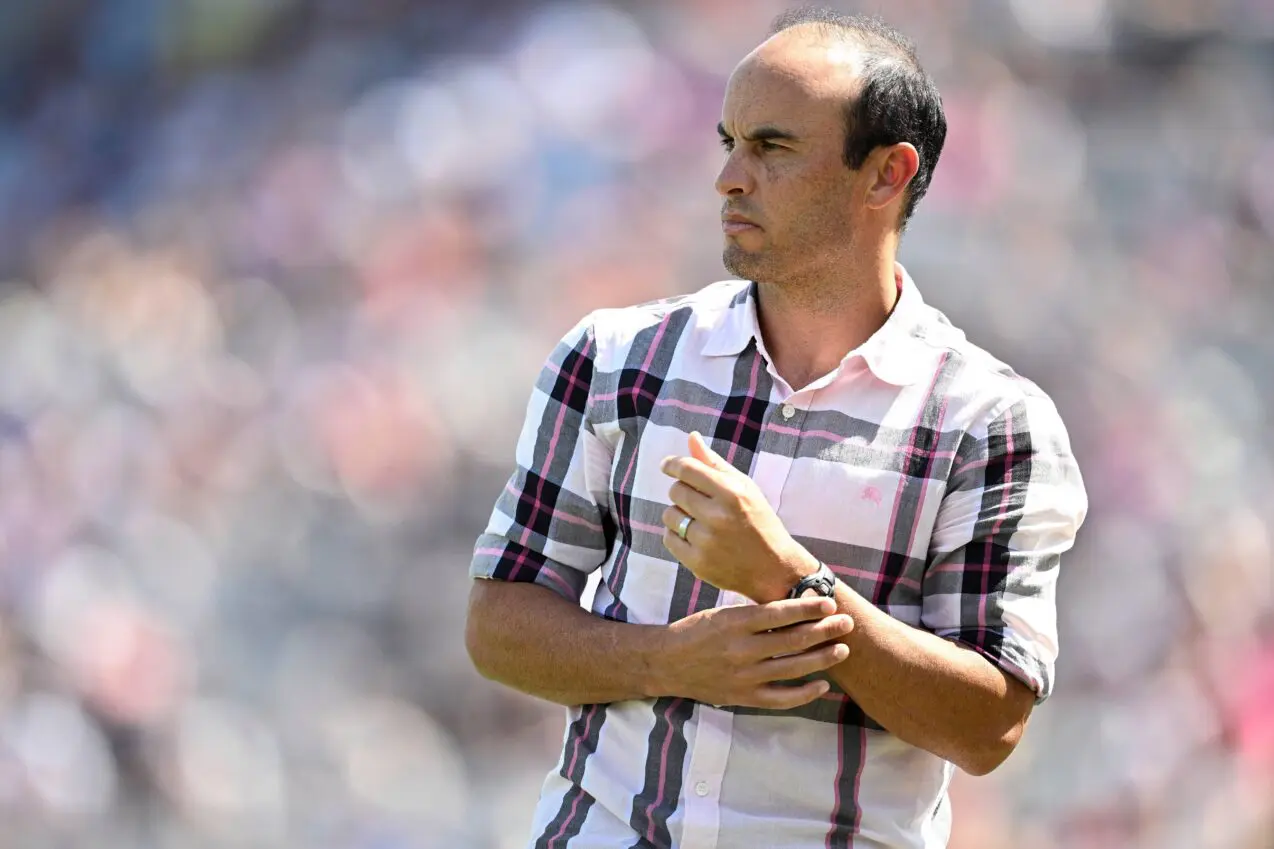 Landon Donovan's hairstyle mishap leaves fans bewildered