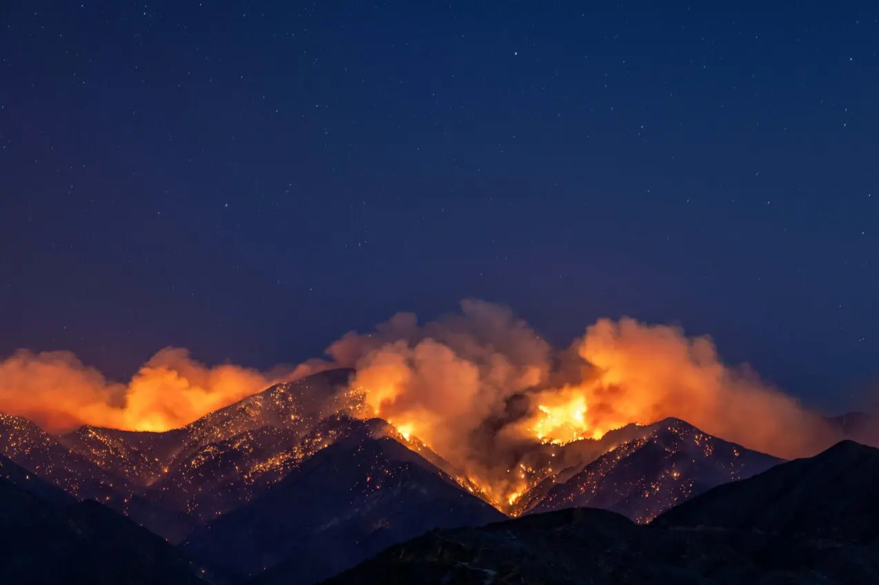 3 major wildfires engulf Southern California, forcing mass evacuations