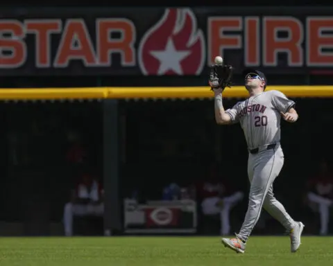 Justin Verlander left off Astros' Wild Card Series roster, but Yordan Alvarez is back