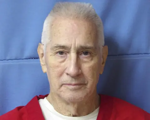 Mississippi asks court to set execution for man on death row since 1976