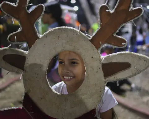 Christmas starts in Venezuela, but the festive mood is nowhere to be found