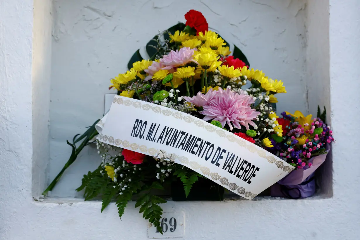 A migrant is buried in the El Mocanal cemetery on the island of El Hierro