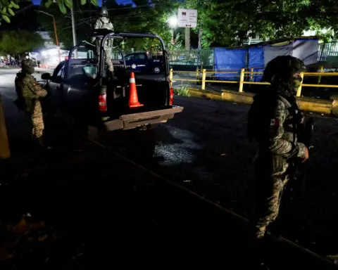Mexican soldiers arrested after migrant shooting leaves six dead