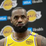 LeBron James, Anthony Davis will play in Lakers' first preseason games in Palm Springs, Redick says