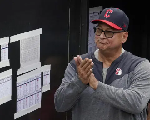 Cincinnati Reds hire Terry Francona as manager a year after he left Cleveland, AP source says