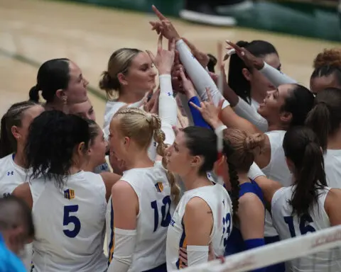 San Jose State takes volleyball court, loses 1st game of season in wake of several cancellations