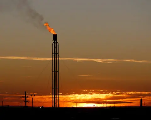 US Supreme Court declines to pause EPA mercury, methane rules