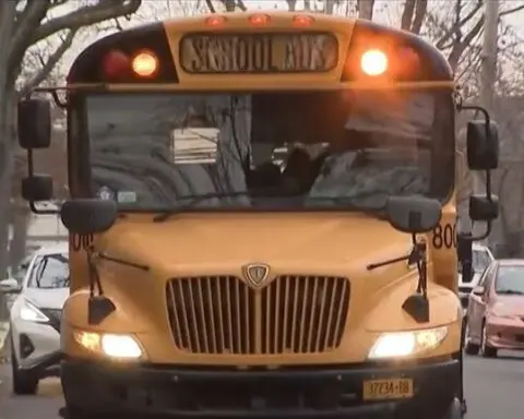 NYC public school buses arrive too late, too early or not at all, parents and students say