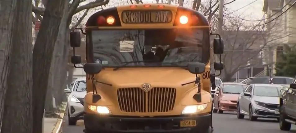 NYC public school buses arrive too late, too early or not at all, parents and students say