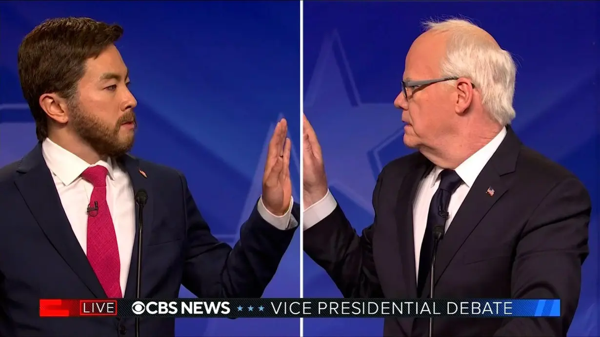 Maya Rudolph as Kamala Harris can't handle VP candidates 'vibing' during spoof debate on 'SNL'