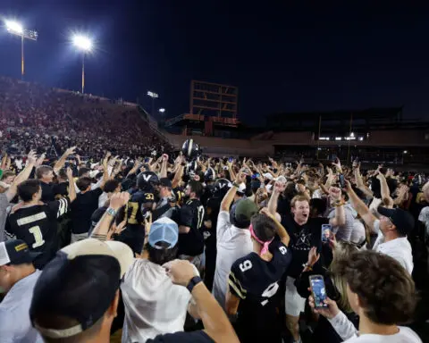 Vanderbilt stuns No. 1 Alabama to secure biggest win in program history on day of upsets