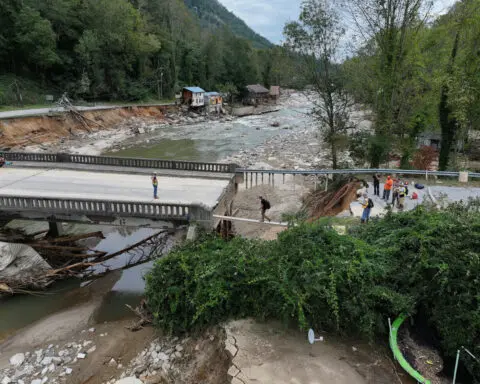 US officials struggle to quash Hurricane Helene conspiracy theories
