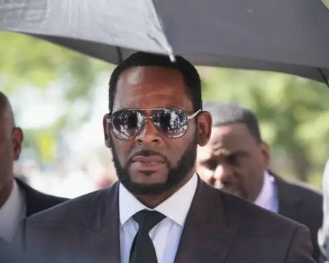 Supreme Court rejects R. Kelly’s appeal of federal sex crimes conviction